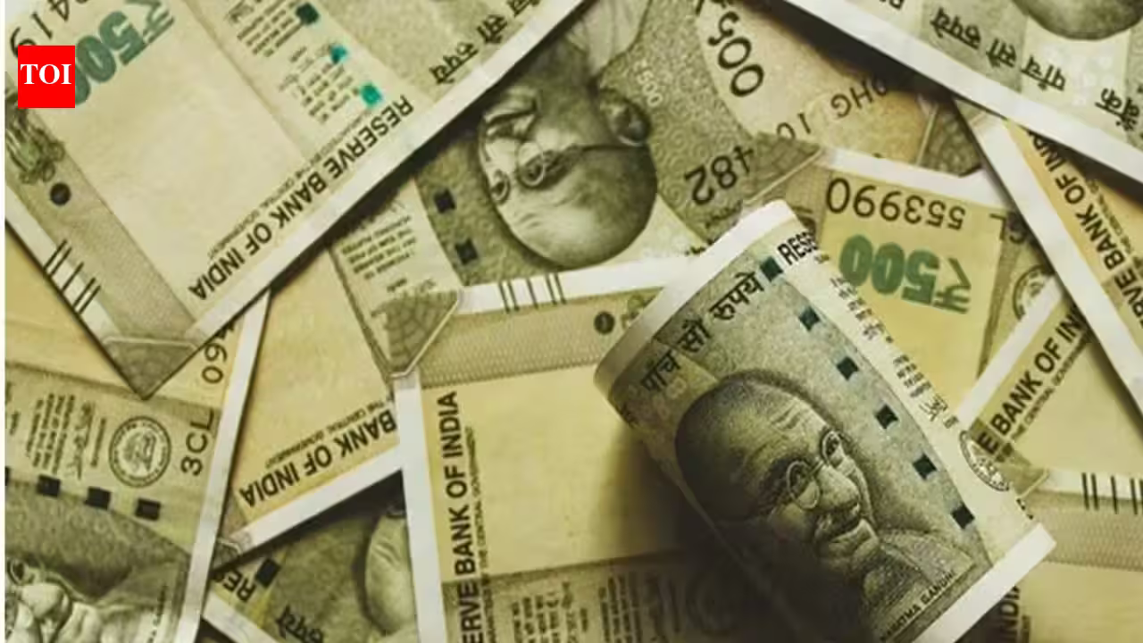 Fiscal Sprint: Centre Targets Rs 7.9 Lakh Crore Borrowing Spree for Second Half