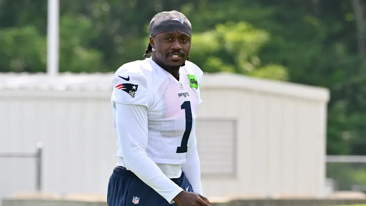 Game-Day Gamble: A.J. Brown’s Status Clouded by Eleventh-Hour Injury Uncertainty