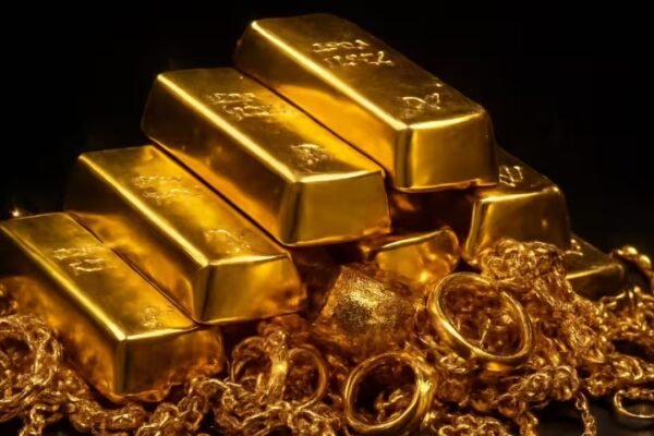 Gold’s September 4 Crossroads: Is the Current Dip a Golden Opportunity or a Trap?