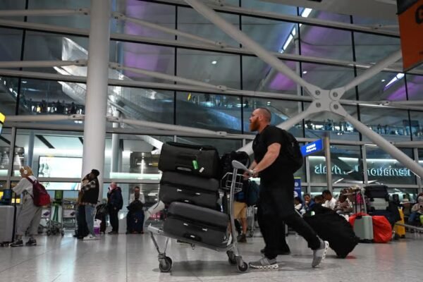 Heathrow’s Runway Reset: Four-Year Delay Stalls Expansion Even as 108,000 Jobs Hang in the Balance
