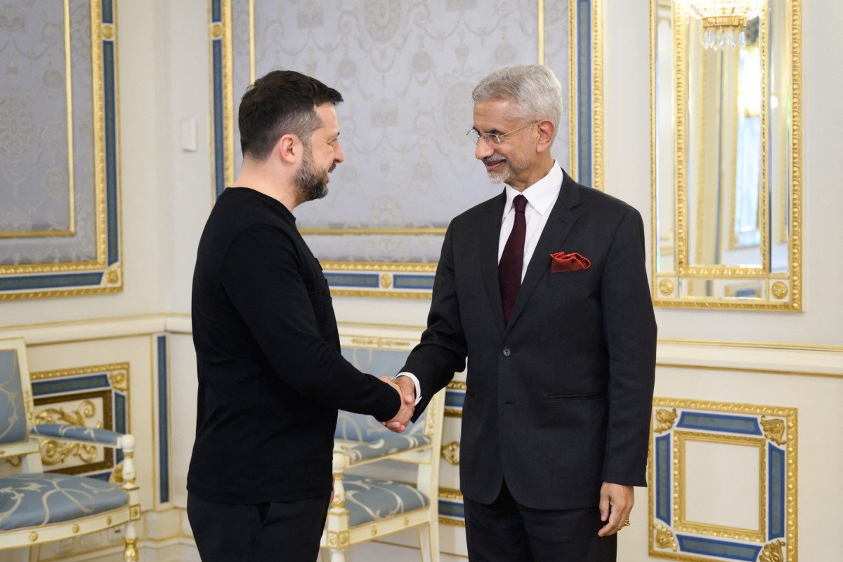 Here is a unique headline for that story:
"Zelensky Pins Hopes on India’s Global Reach to Help End ‘Unjust’ War"