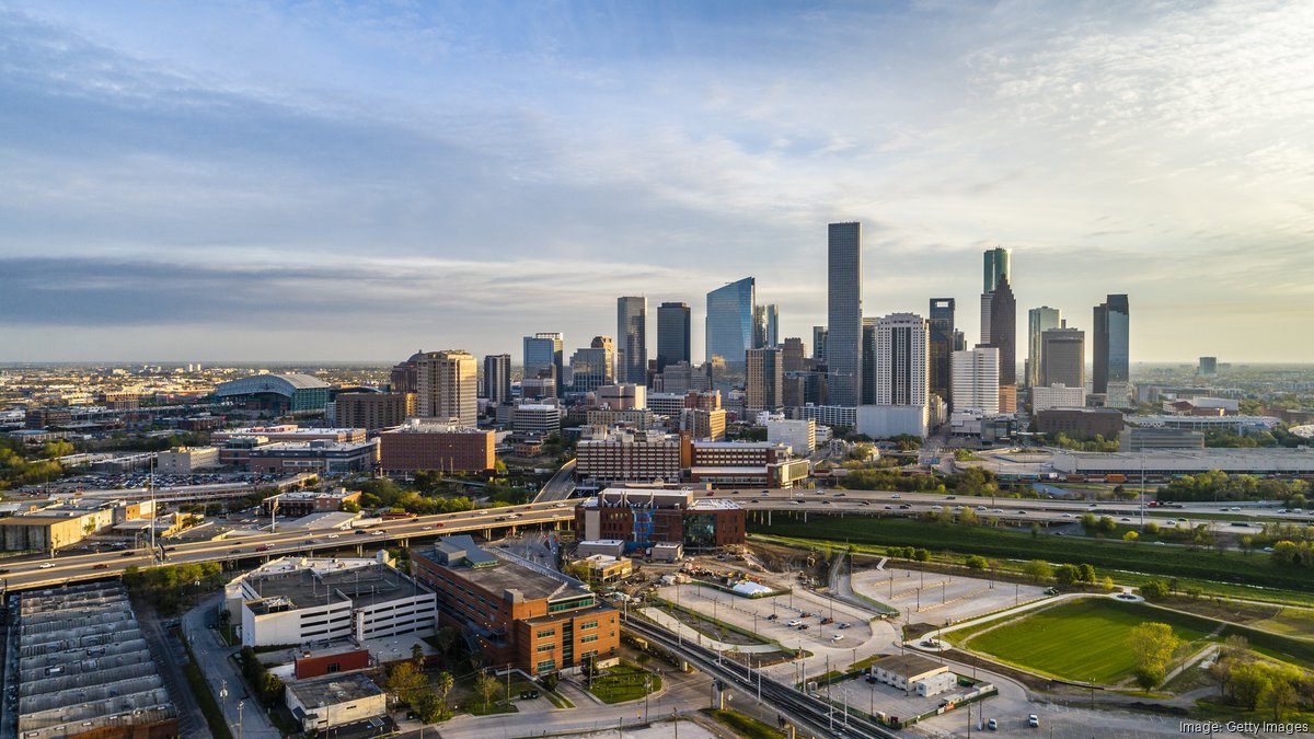 Houston Leads the Pack: Bayou City Rockets to Top of U.S. Job Growth Rankings