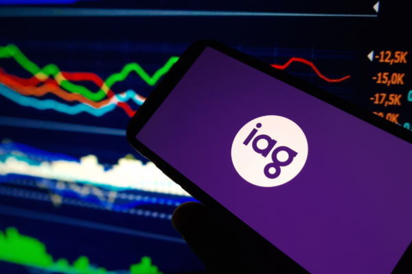 IAG Stalls on Greensill Pact as Settlement Remains Elusive