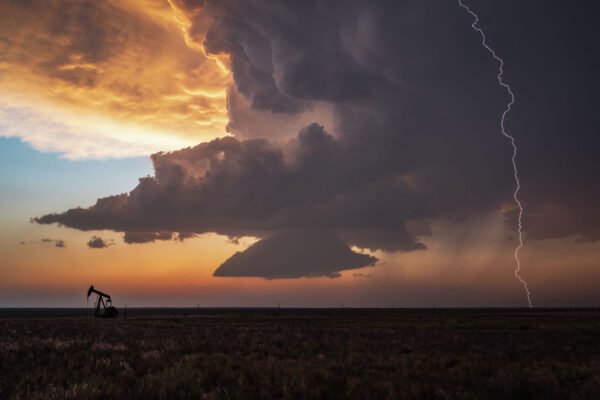 Ice and Impact: Fierce Cold Front Set to Unleash Hail and Chaos Across Texas