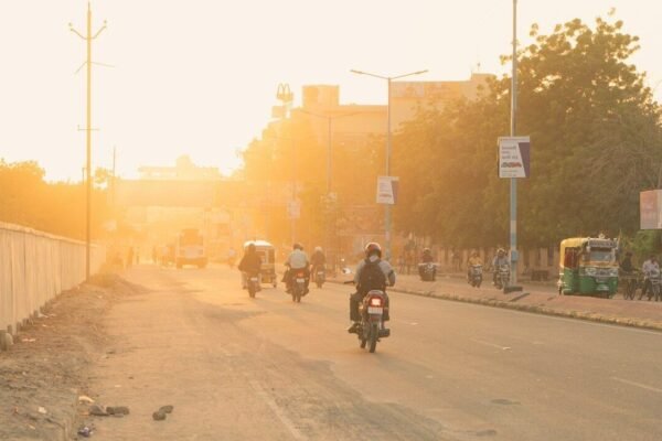 India’s Scorching Heatwave Triggers a Toxic Air Quality Crisis