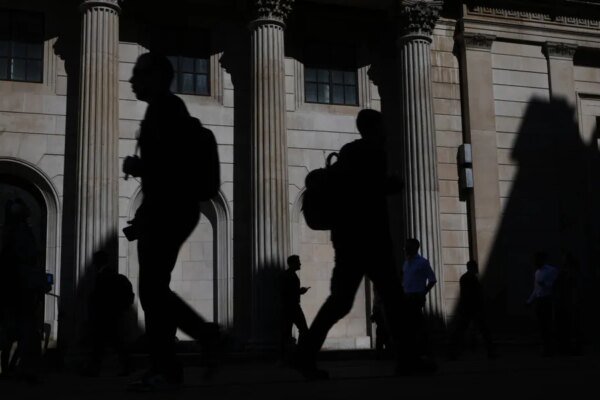 Inflation Surge: UK Price Hikes Tighten the Screws on Bank of England Rate Strategy