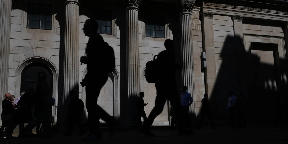 Inflation Surge: UK Price Hikes Tighten the Screws on Bank of England Rate Strategy