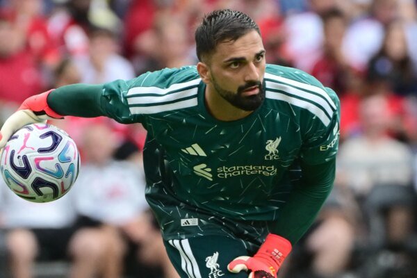 Iraola Confirms Mamardashvili’s Spurs Audition as Liverpool Injury Crisis Deepens