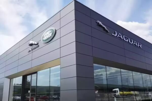 Jaguar Land Rover to Shed 4,000 Jobs in Global Restructuring Drive