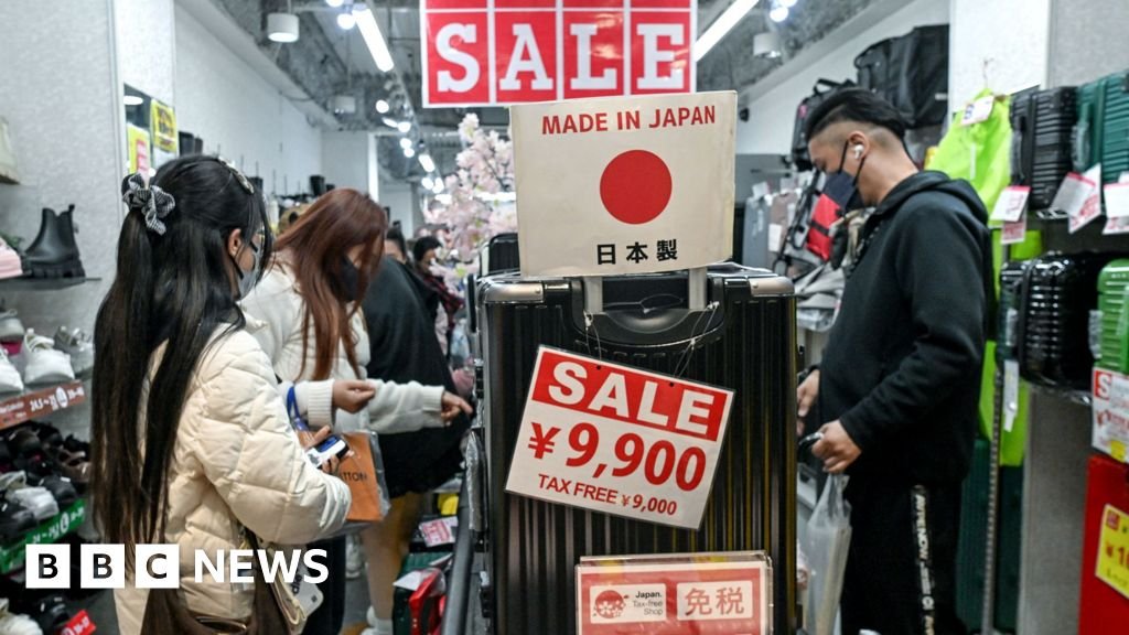 Japan Shatters Three-Decade Norm With Bold Rate Hike to Tame Inflation
