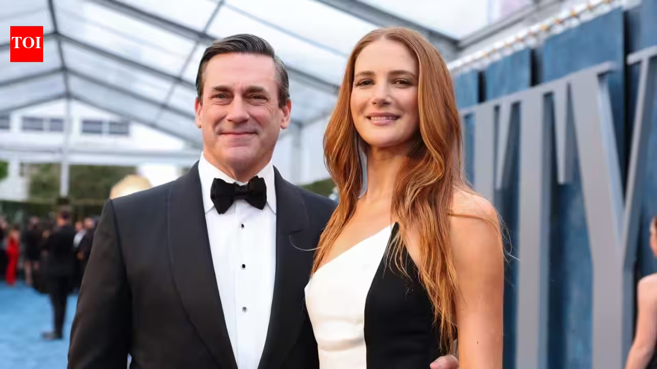 Jon Hamm and Anna Osceola Stun on Emmy Red Carpet with Surprise Baby Bump Debut