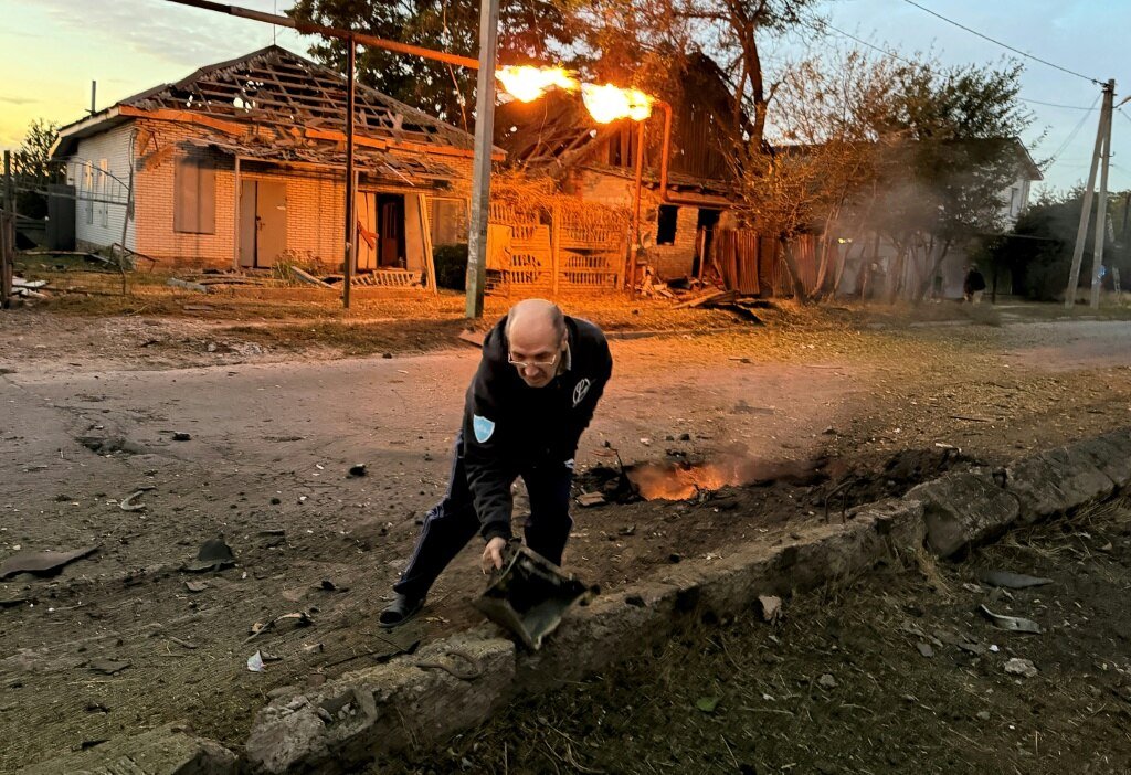 Kremlin Blames European Intervention as Ukraine Conflict Grinds Into Stalemate