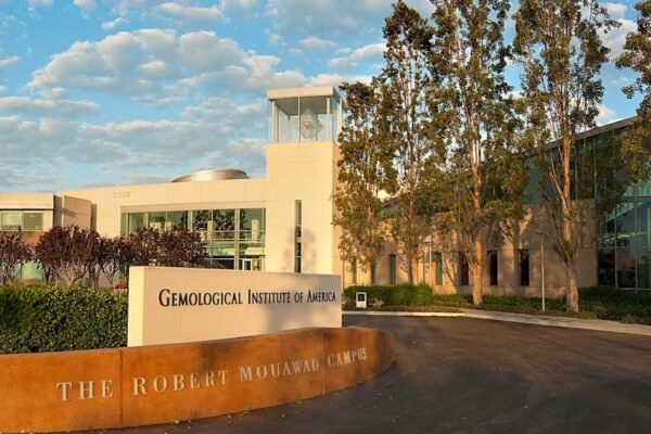 Luxury Alliance: FHH Joins Forces with GIA to Elevate Fine Jewelry Education