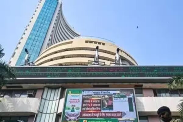 Market Bloodbath: Sensex Plunges 813 Points as Crude Oil Price Surge Rattles Investors