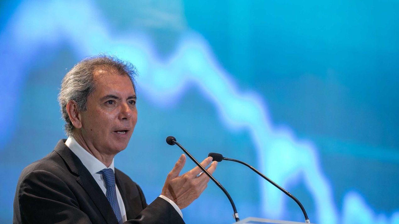 Mexico’s High-Stakes Fiscal Tightrope: Amador Targets 3.9% Deficit to Safeguard Credit Rating