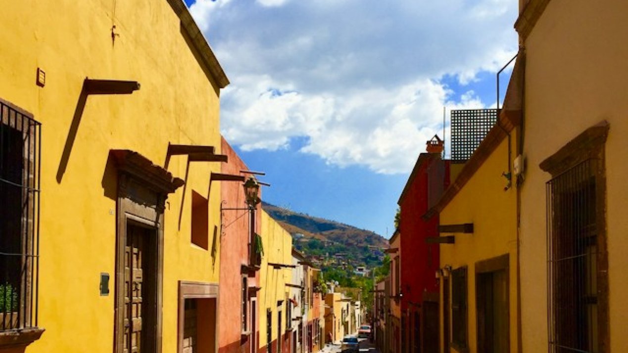 Mexico’s Housing Surge Hits 600,000 Milestone as Infrastructure Bottlenecks Persist
