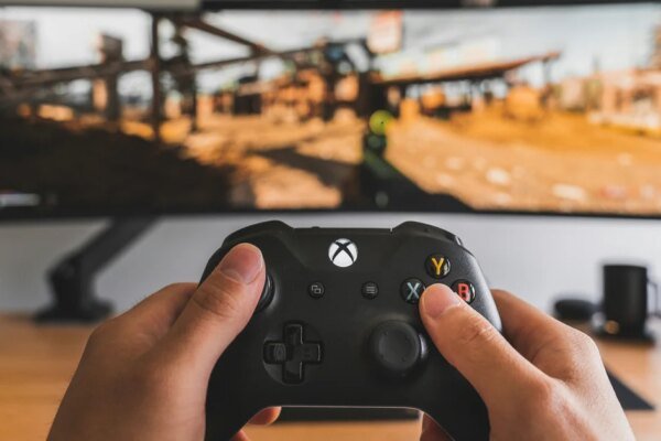 Microsoft Eyes In-Game Ad-Credit System to Monetize Play Without the Pause