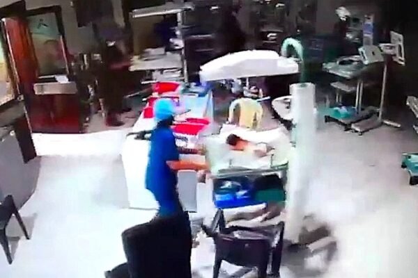 Nurses Rescue Newborns from Indian Hospital Fire