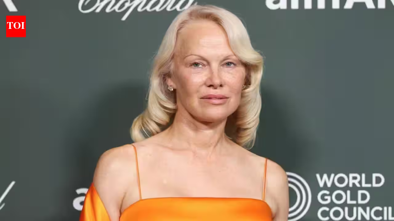Pamela Anderson Reveals Heartbreaking ‘Death Sentence’ Hepatitis C Diagnosis: ‘It Still Haunts Me’