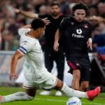 Parkinson Incensed: Wrexham Boss Slams 'Leg-Breaking' Challenge in Swansea Stalemate