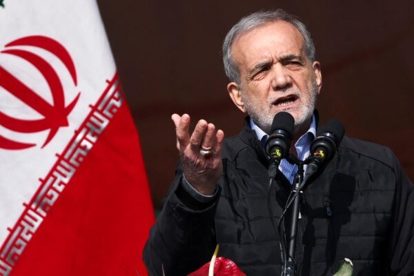 Pezeshkian Lands in Delhi: Strategic Modi-Tehran Summit Set to Reshape Regional Ties