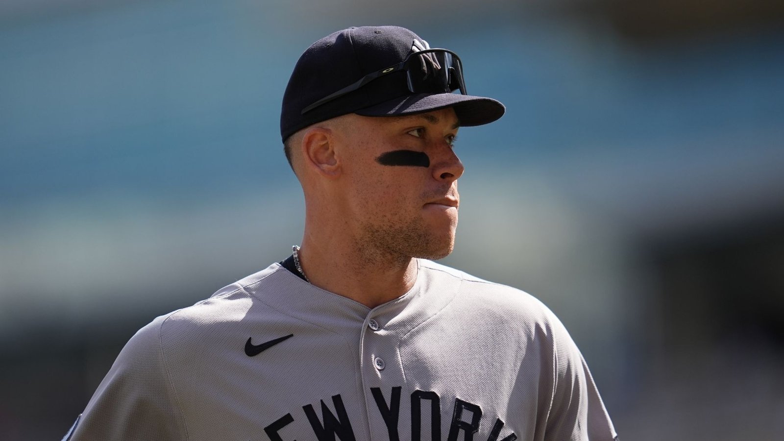 Pinstripe Panic: Aaron Judge Sidelined as Calf Strain Jolts Yankees’ Lineup
