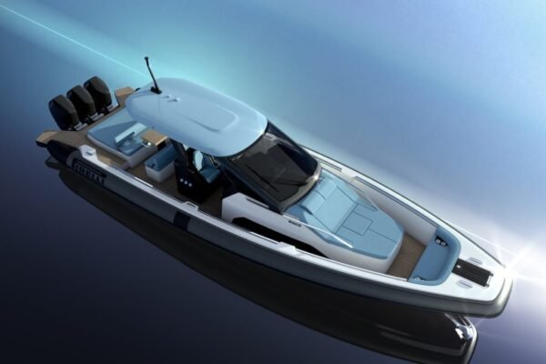 Pirelli 44 Maxi-Rib Commands the Spotlight at Cannes Yachting Festival 2026