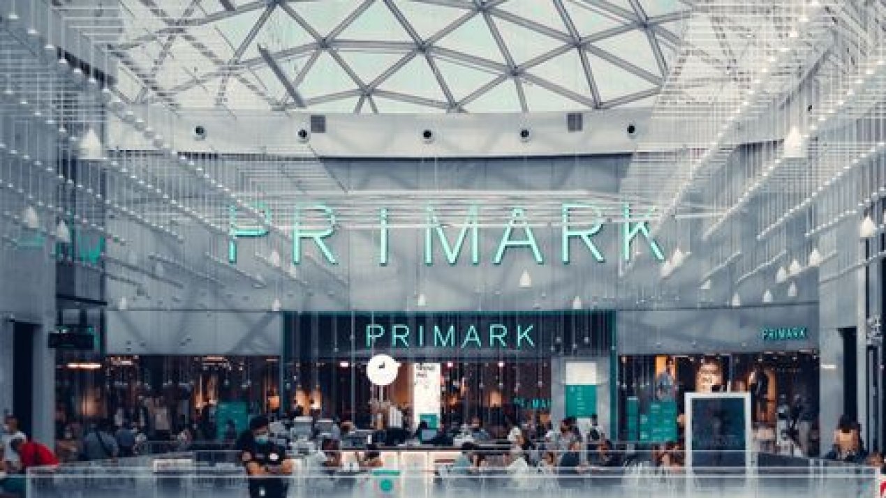 Primark Crosses the Border: Retail Giant Teams Up with Liverpool for Mexican Debut