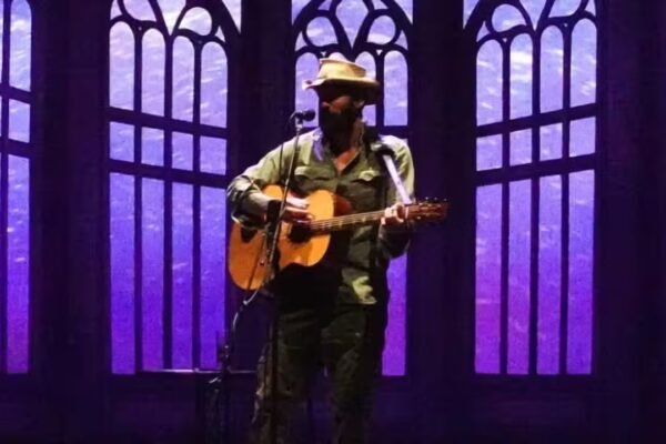 Ray LaMontagne Collapses Mid-Show in Nashville Due to Dehydration