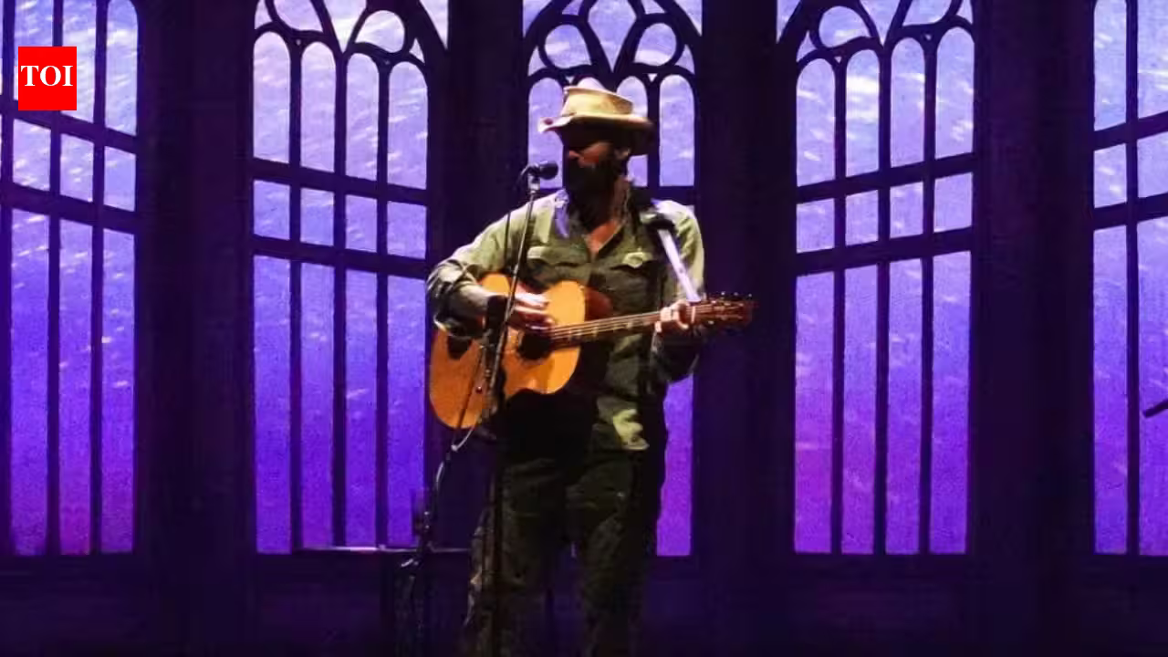 Ray LaMontagne Collapses Mid-Show in Nashville Due to Dehydration
