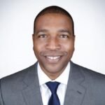 Russell Benford Honored: Royal Caribbean Stalwart Takes Center Stage at CMEx