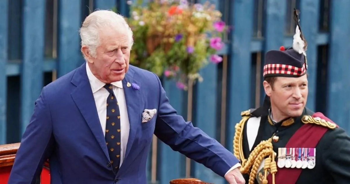 King Charles's 'hot equerry' to leave role after quitting the Army | News UK