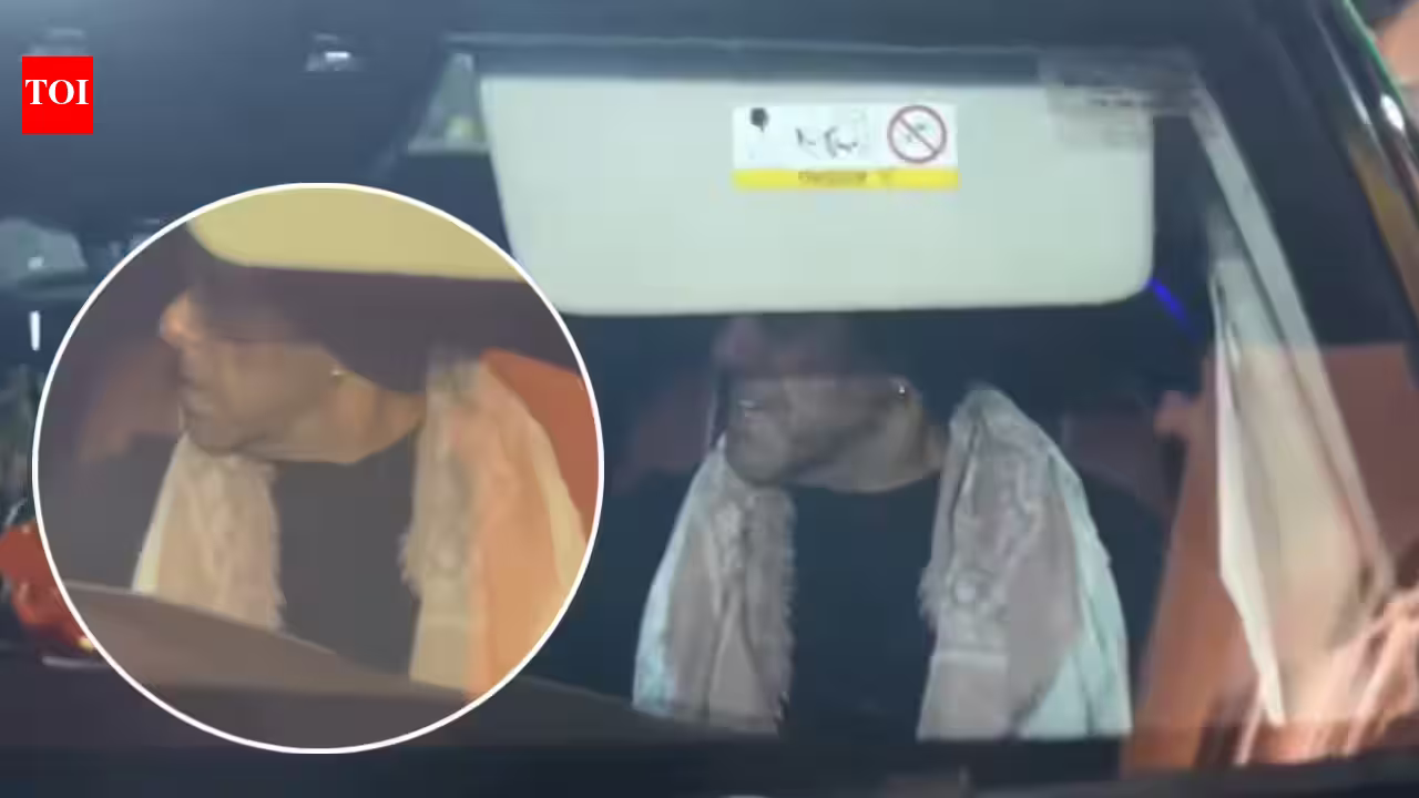 Salman Khan Scolded: Actor Reprimands Driver After Fan’s Foot Gets Caught in Ganpati Chaos