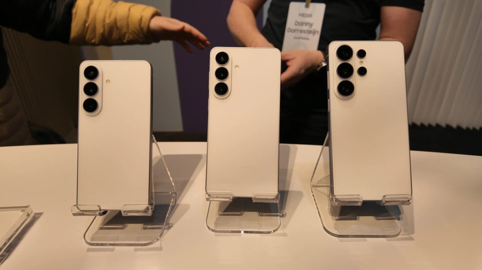 Galaxy S27 Ultra and Pro's dramatic camera redesign appears in leaked case render