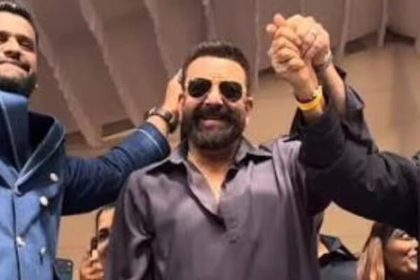 Sanjay Dutt Clears the Air: Actor Calls Pratap Sarnaik to Clarify 'Marathi' Comment, Pays Tribute to Bal Thackeray