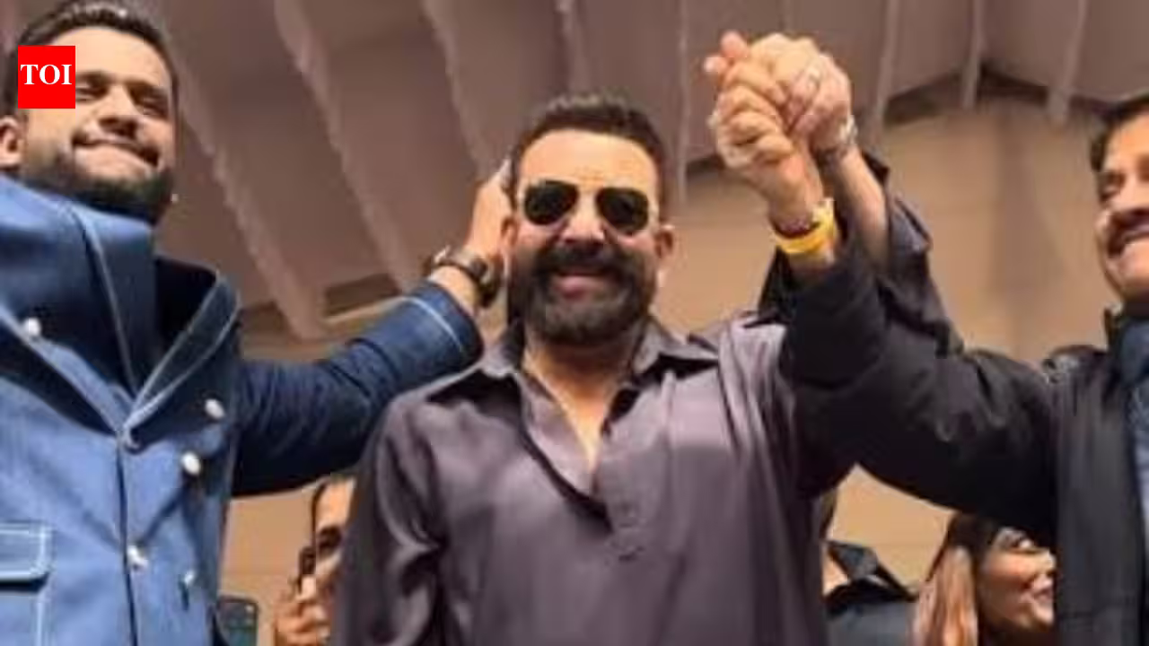 Sanjay Dutt Clears the Air: Actor Calls Pratap Sarnaik to Clarify 'Marathi' Comment, Pays Tribute to Bal Thackeray