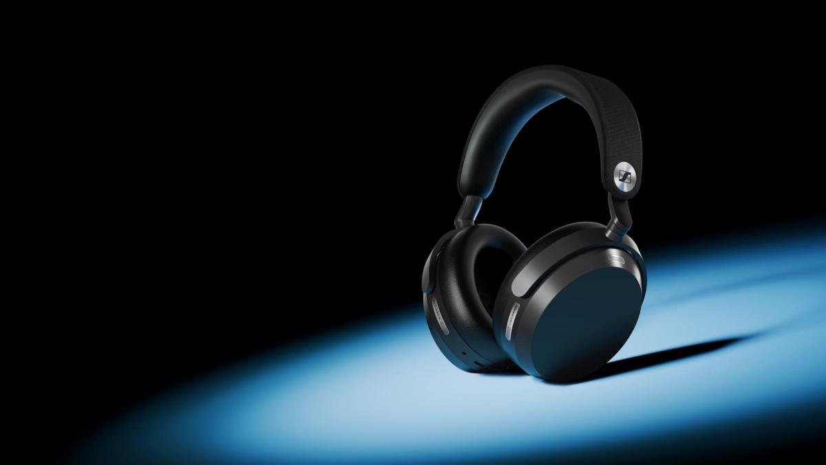 Sennheiser Momentum 5 Review: The New Gold Standard for Battery and Bliss