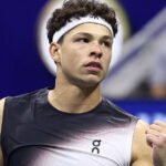 Shelton Shocks the World: Midnight Magic Stuns Alcaraz in Historic US Open Upset