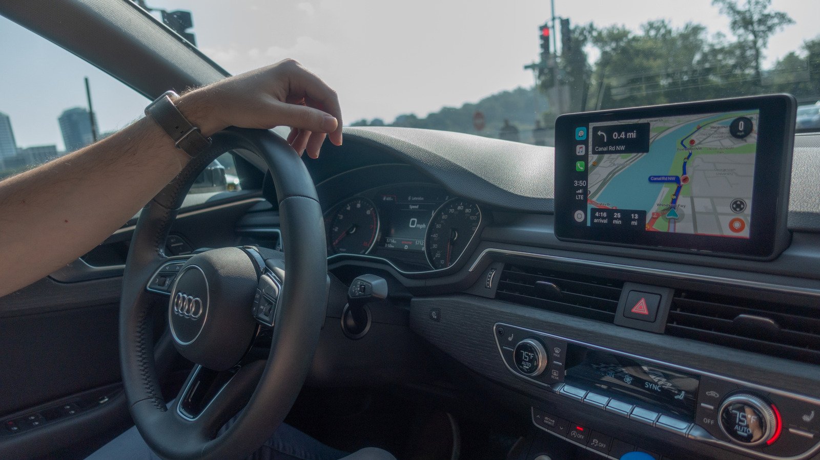 Sonic Perfection: Mastering Apple CarPlay for Audiophile-Grade Sound