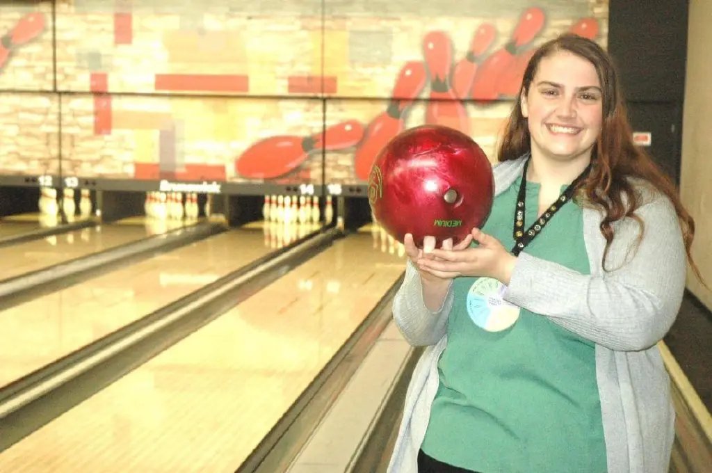 Striking Two Decades: Splitsville Nanaimo Celebrates 20 Years of Ten-Pin Traditions
