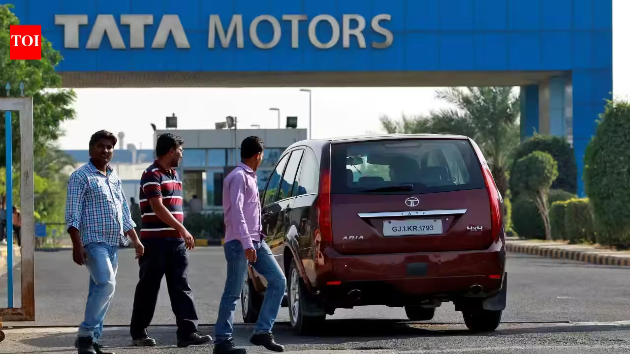Tata Motors Bets on Sedans to Navigate Rising Cost Currents