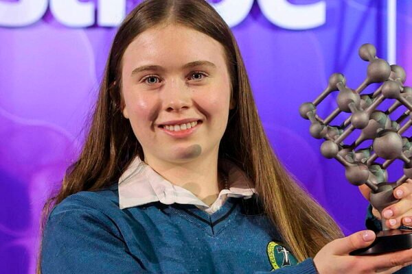 Teen Prodigy Claims European Jury Prize in Scientific Breakthrough