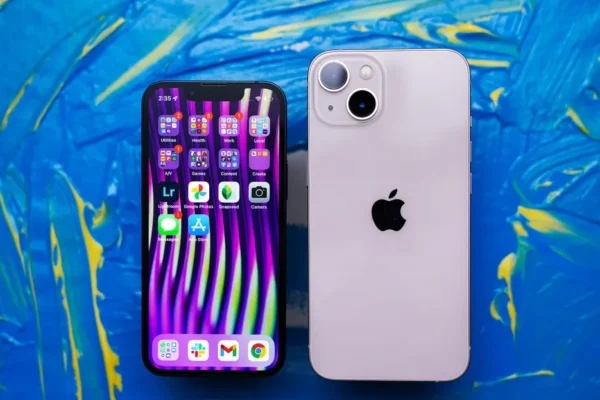 The End of the Dual-Device Divide: Apple’s New Handoff Tech Unifies Your Phone Number