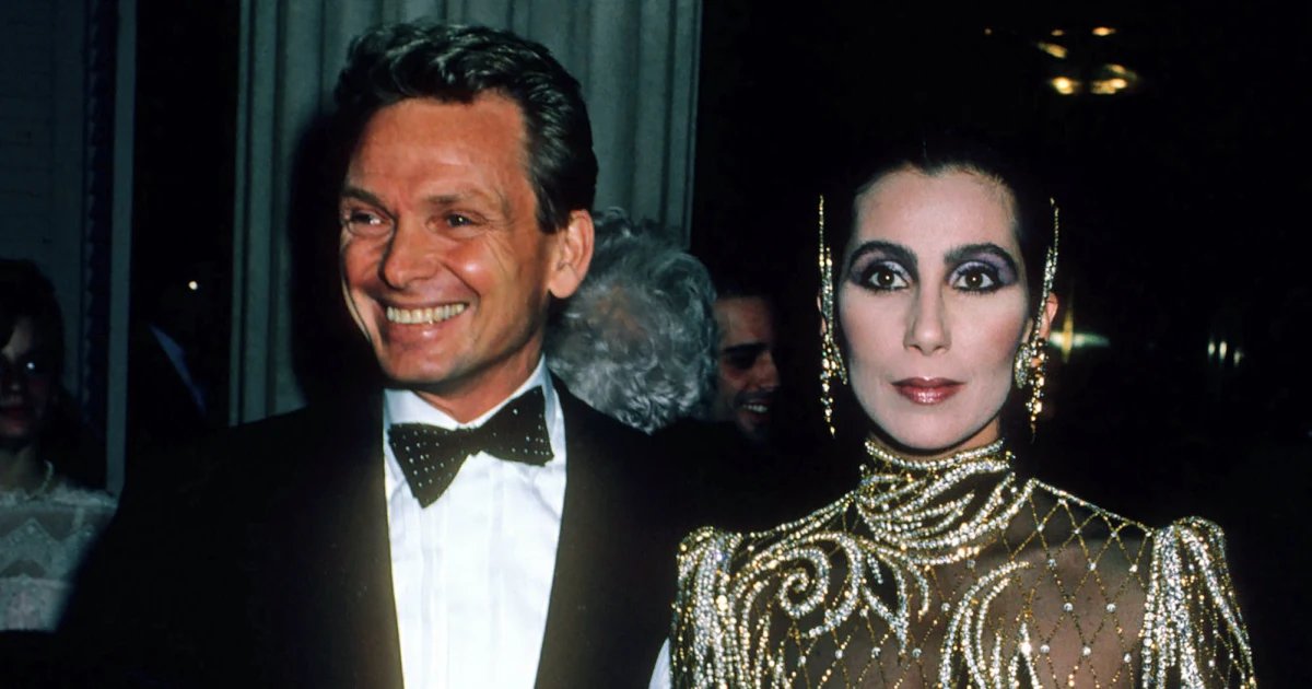 The Final Curtain for Fashion’s Architect: Bob Mackie Dies at 87