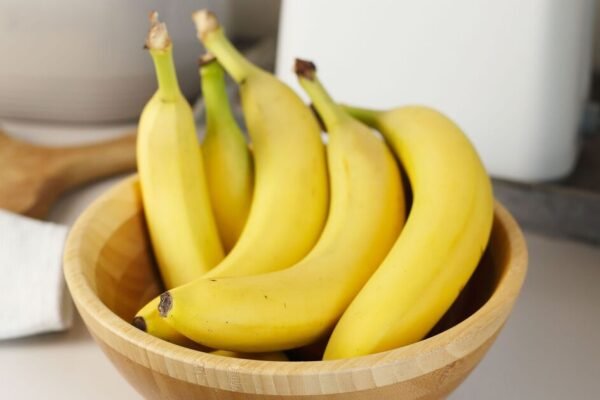 The One Kitchen Staple That Stops Bananas From Turning Brown Overnight
