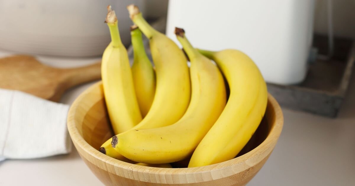 The One Kitchen Staple That Stops Bananas From Turning Brown Overnight