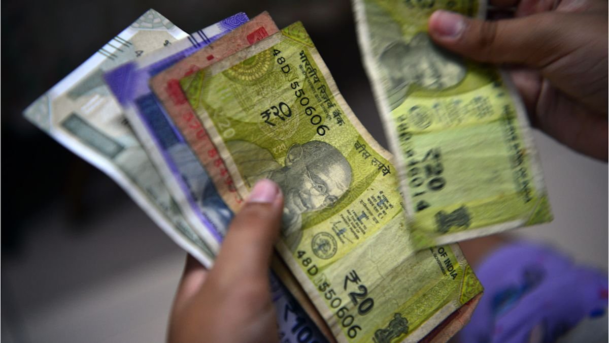 The Physical Pulse: Why India’s Love Affair With Cash Defies the Digital Revolution