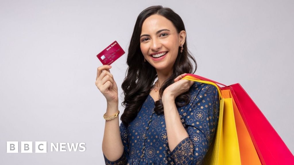 The Retail Rush Without the Receipt: Why the World is Hooked on 'Dopamine Window Shopping'