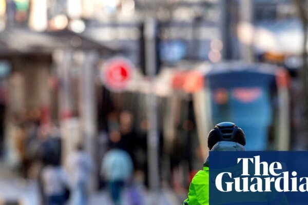 The Second-Job Surge: Australians Clock Into Overtime to Survive the Cost-of-Living Crisis
