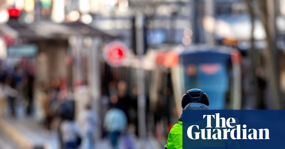 The Second-Job Surge: Australians Clock Into Overtime to Survive the Cost-of-Living Crisis